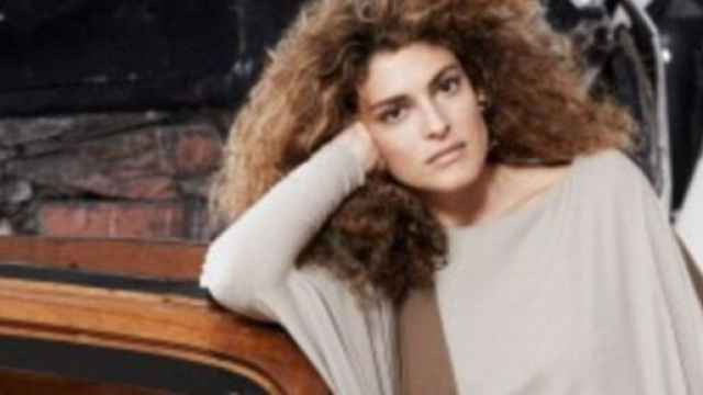 Ginevra Elkann è la regista di 'Magari', ha 40 anni ed è la sorella minore di John e di Lapo Elkann.