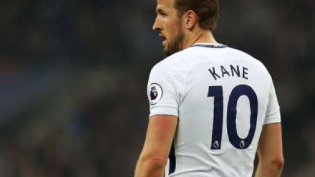 Juventus, possibile colpo Kane