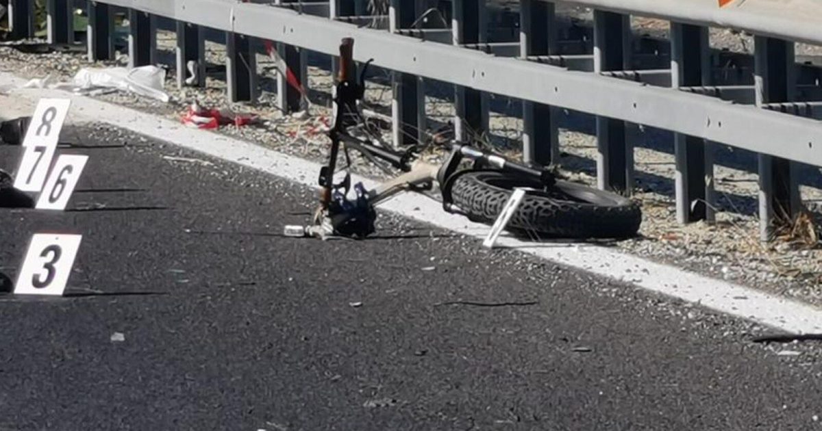 Incidente Ad Andria, Furgone Travolge Una Bicicletta: Tre Ragazzi ...