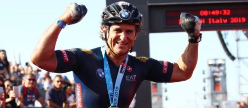 Zanardi, avviata la riduzione della sedazione da parte dei medici.