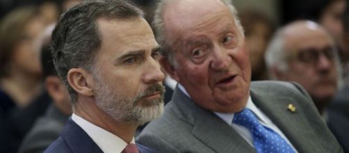 Felipe VI y Juan Carlos I en imagen.