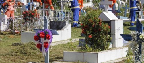 Homem desenterra corpo da avó. (Arquivo Blasting News/Cemitério Morro da Liberdade)