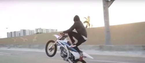 Rodeo Sauvage à Lyon il renverse un enfant de 5 ans - photo capture d'écran YouTube