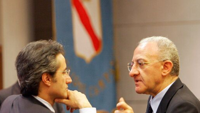 Sondaggio demopolis: De Luca avanti su Caldoro