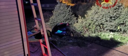 Avellino, auto finisce in una scarpata: feriti quattro giovani napoletani.