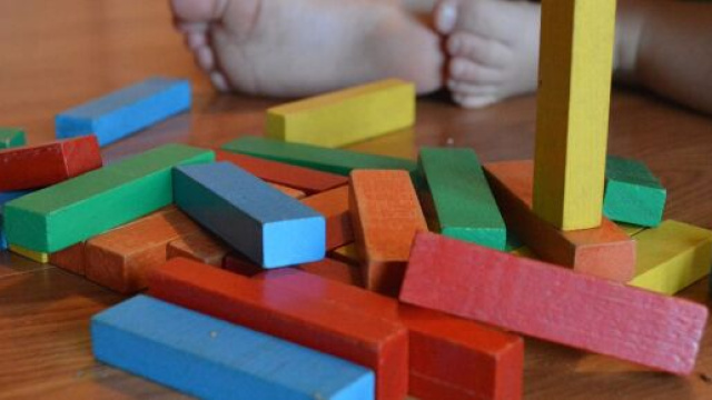 Un enfant de deux violenté par des éducateurs - photo pixabay