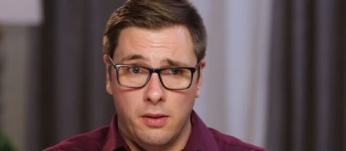 '90 Day Fiancé': Colt makes fun of Larissa's plastic surgery after the latest episode. [Image Source: TLC/ YouTube Screenshot]