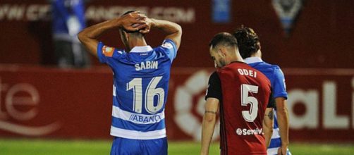 Sabin Merino se lamenta durante la derrota en el último partido del Deportivo, ante el Mirandés.