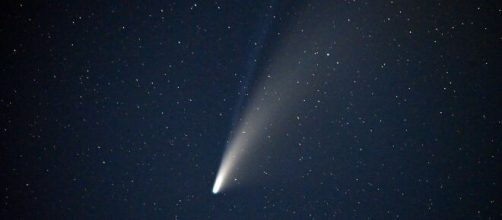 Varias cámaras de televisión no pudieron captar el cometa Neowise por los satélites de Musk
