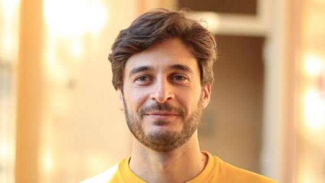 Lino Guanciale: la moglie Antonella potrebbe essere in dolce attesa.