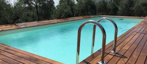 Ercolano (Napoli): bambina di 11 anni annegata nella piscina di un albergo.