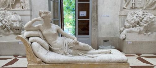 La "Paolina Borghese" in gesso di Antonio Canova danneggiata, identificato il turista austriaco.