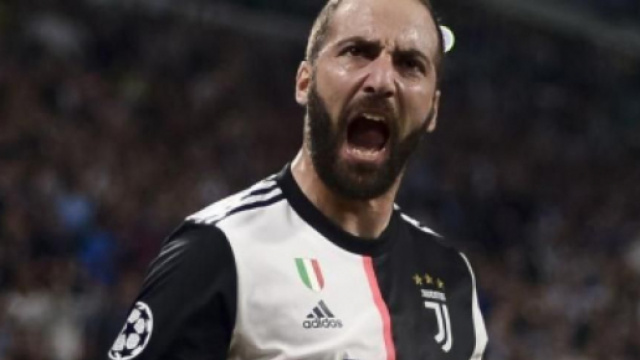 Juventus, possibile la cessione di Higuain