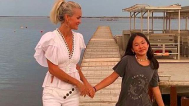 Laeticia Hallyday : Jade de retour à Saint-Barth pour fêter l'anniversaire de Joy - Photo compte Instagram Laeticia Hallyday