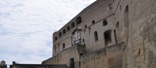 Castel Sant'Elmo visto dall'esterno.