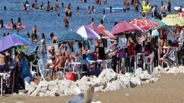 Coronavirus in Campania, l'indice di contagio Rt supera quota 1: mai tanti positivi da aprile ma Capri è Covid free.