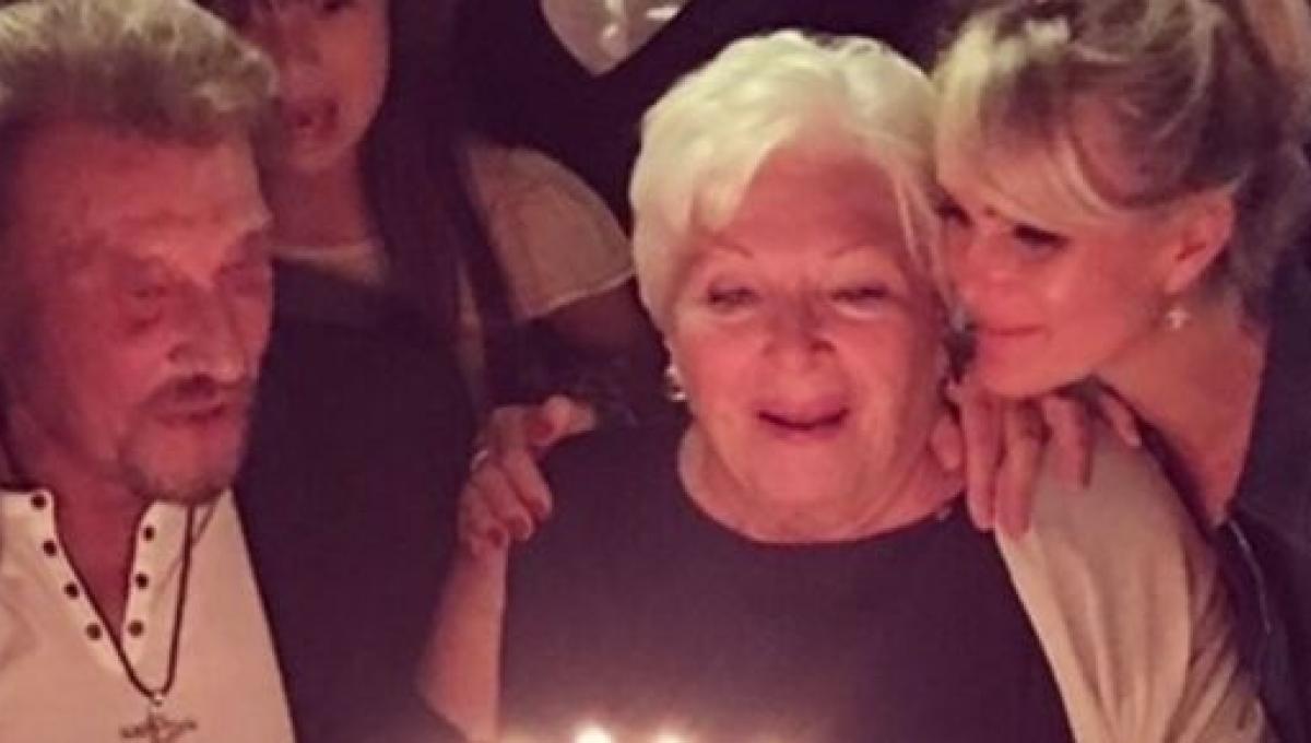 Laeticia Hallyday Souhaite L Anniversaire De Line Renaud Non Sans Emotion Laeticia Hallyday Souhaite L Anniversaire De Line Renaud Non Sans Emotion