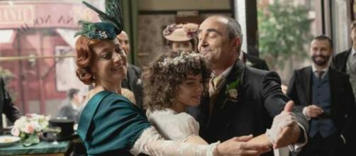 Una vita, spoiler spagnoli: Carmen e Ramon si sposano alla presenza di Milagros.