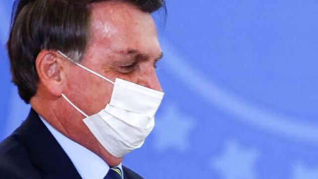Coronavirus, Bolsonaro ha i sintomi della malattia mentre il Brasile è in ginocchio.