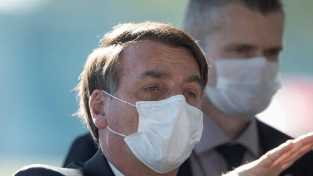 Bolsonaro ha i sintomi della Covid-19.