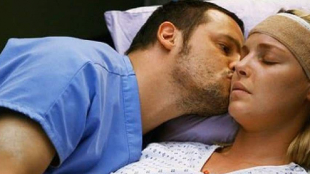 Nella quinta stagione di Grey's Anatomy, Izzie Stevens scopre di avere un melanoma.