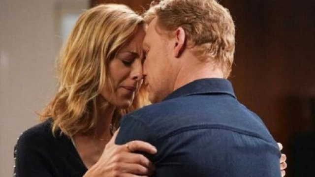 Kim Raver parla della prossima storyline che coinvolgerà Teddy Altman nella diciassettesima stagione di Grey's Anatomy.