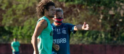 Torrent muda comportamento do time e 'cara de Jesus' sai do Flamengo. (Arquivo Blasting News)