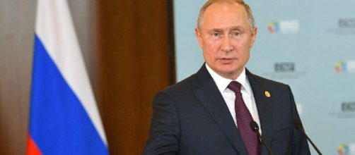 El presidente Vladimir Putin anunció la Sputnik V, como fue bautizada la vacuna que Rusia anunció contra el coronavirus.