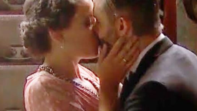 Una vita, spoiler spagnoli: Genoveva tradisce Alfredo baciando Felipe.