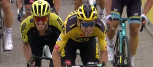 La vittoria di Wout van Aert nella prima tappa del Giro del Delfinato.