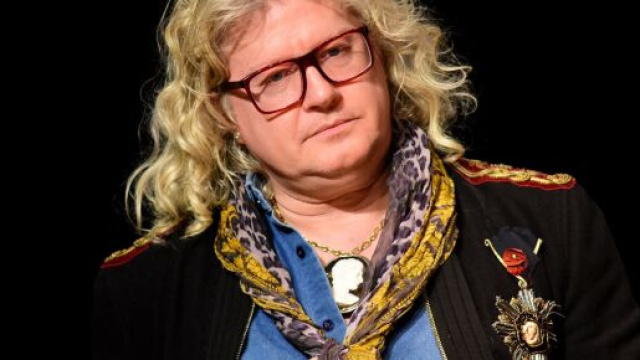 Pierre-Jean Chalençon (Affaire conclue) en deuil : il annonce la ... - telestar.fr