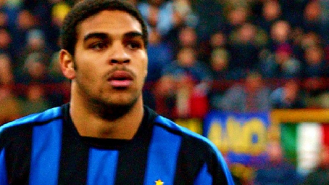 Adriano nei primi anni 2000, periodo del suo esordio con la maglia dell'Inter.