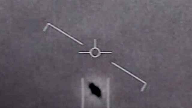 Ufo, il Pentagono Usa crea task force per indagare eventuali collegamenti tra oggetti volanti non identificati e paesi esteri avversari.