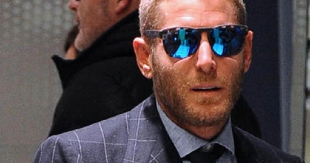 Lapo Elkann Commenta Domenech Via Twitter: 'Non Sei Nessuno'