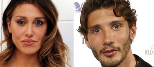 Belen Rodriguez e Stefano De Martino, gelo anche a Ibiza: lei con amici, lui con Santiago.