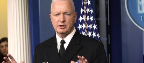 Almirante Brett Giroir fala sobre cloroquina. (Arquivo Blasting News)