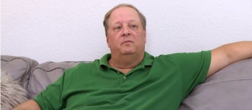 90 Day Fiancé: A fan exposed that Elizabeth’s father is doing the frauds. [Image Source: TLC/ YouTube]