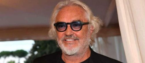 Briatore chiude in anticipo il Billionaire in Costa Smeralda e si scaglia contro il sindaco.