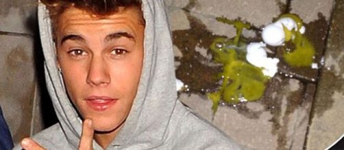 Justin Bieber já foi atacado com ovadas. (Arquivo Blasting News)