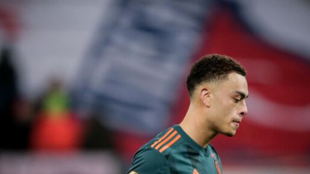 Sergino Dest, terzino destro dell'Ajax, piace molto alla Juventus.