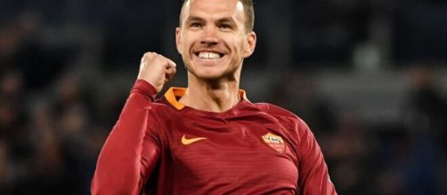 Edin Dzeko, 34 anni, attaccante della Roma.