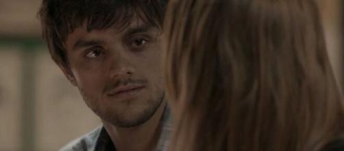 Jonatas ainda é apaixonado por Eliza em 'Totalmente Demais'. (Reprodução/ TV Globo).
