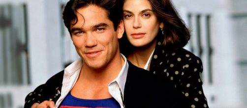 A série 'Lois & Clark - As Novas Aventuras do Superman' foi um sucesso na década de 90. (Arquivo Blasting News)