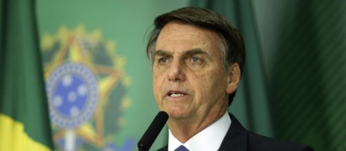 Bolsonaro repete que governo não consegue manter auxílio de R$ 600. (Agência Brasil)
