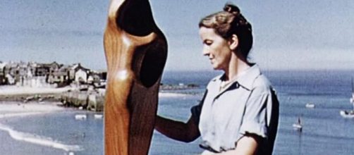 Barbara Hepworth: Google omaggia con un doodle la scultrice britannica.