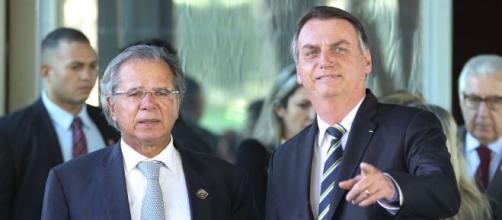 Equipe econômica afirma que irá acatar as críticas de Bolsonaro para ajustar Renda Brasil. (Arquivo Blasting News)