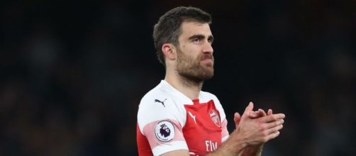 Sokratis dell'Arsenal sarebbe fra gli obiettivi del Napoli.