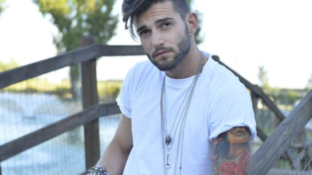 Deiniara Marzano e Andrea Melchiorre, botta e risposta, lei: 'Non avete niente da fare'.