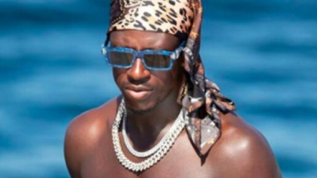 Benjamin mendy trés proche d'une candidate de télé réalité, la vidéo qui fait le buzz - Photo Instagram Benjamin Mendy