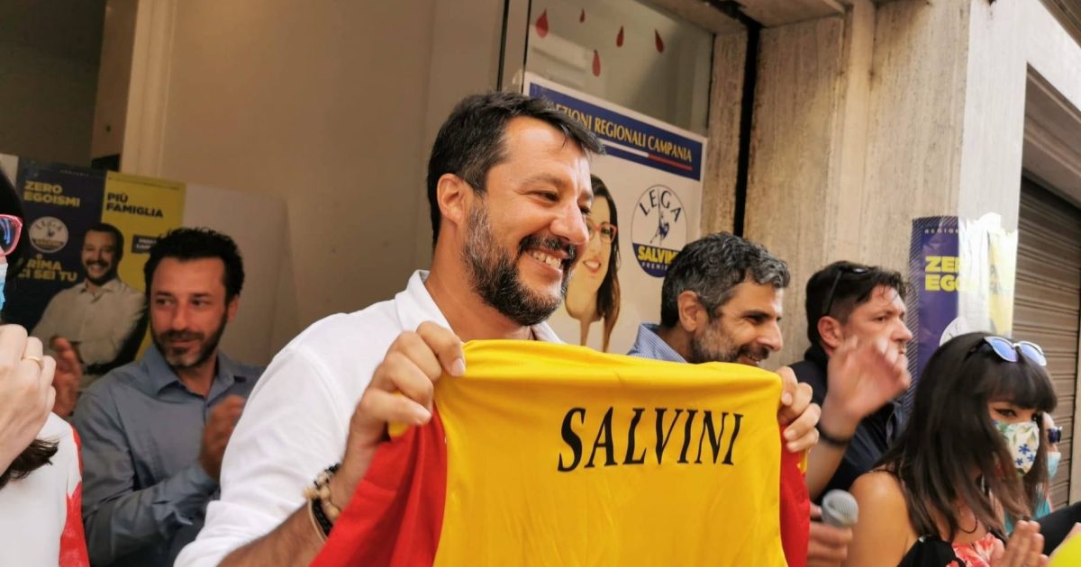 Salvini Senza Mascherina Multato A Benevento Da Mastella Non Mi